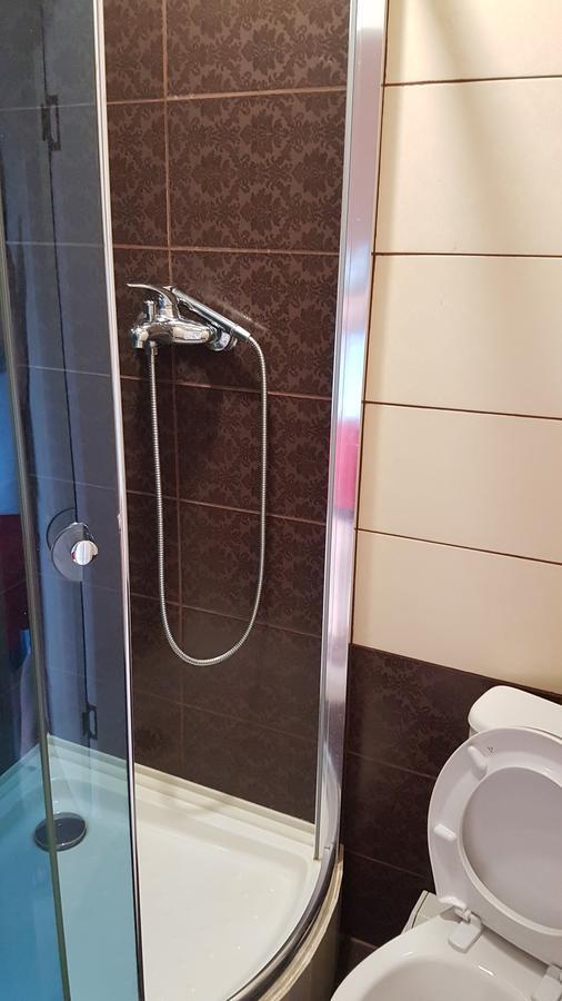 Glamour Hotel Luhyny ภายนอก รูปภาพ