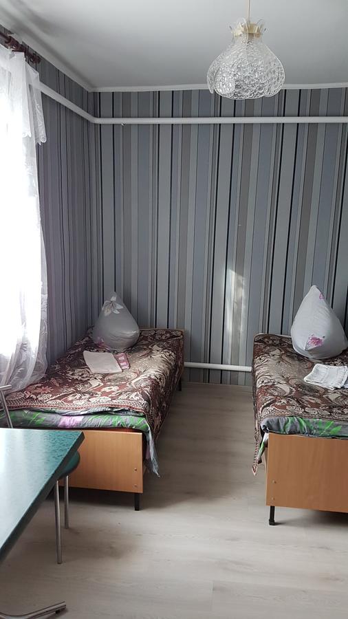 Glamour Hotel Luhyny ภายนอก รูปภาพ